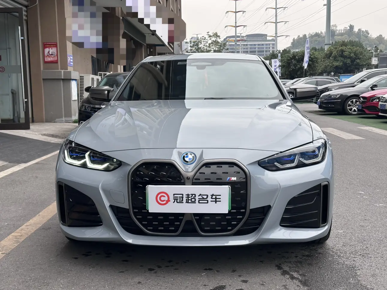 BMW i4  из Китая