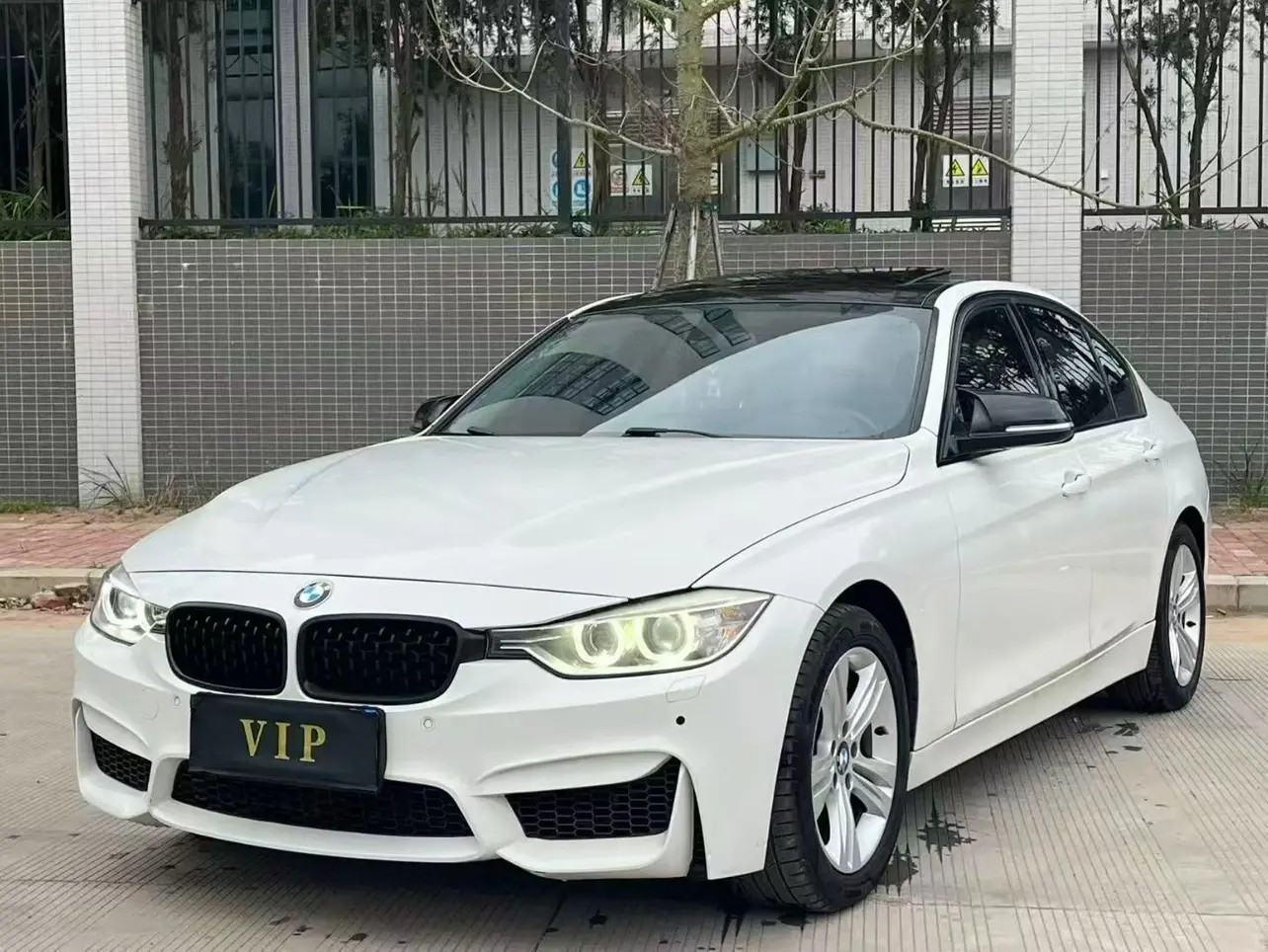 BMW 3 Series  из Китая