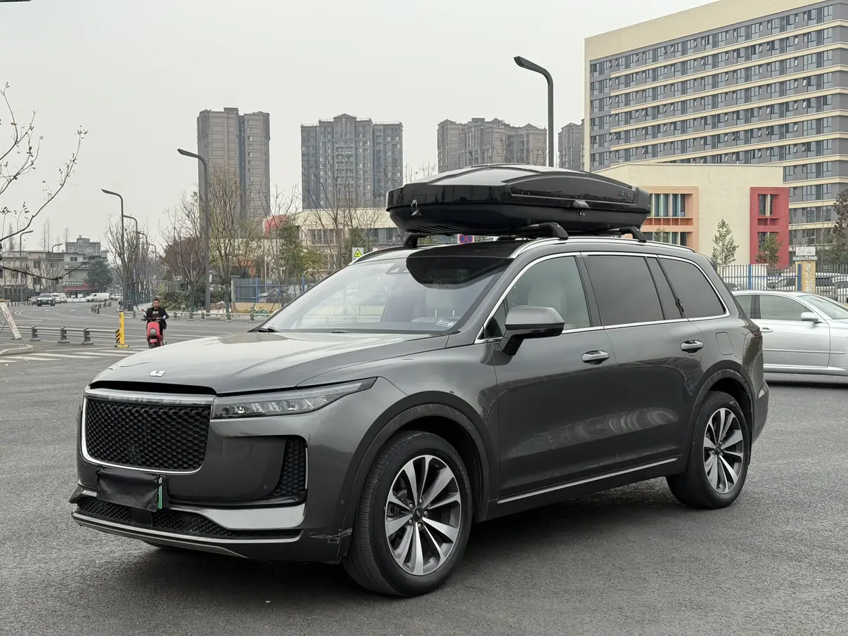 Li ONE (Ideal ONE)  из Китая