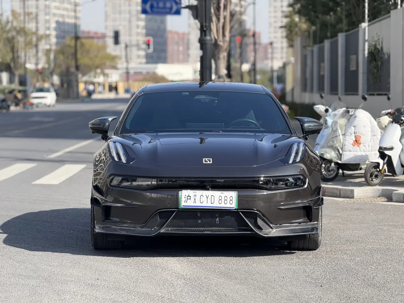 ZEEKR 001  из Китая