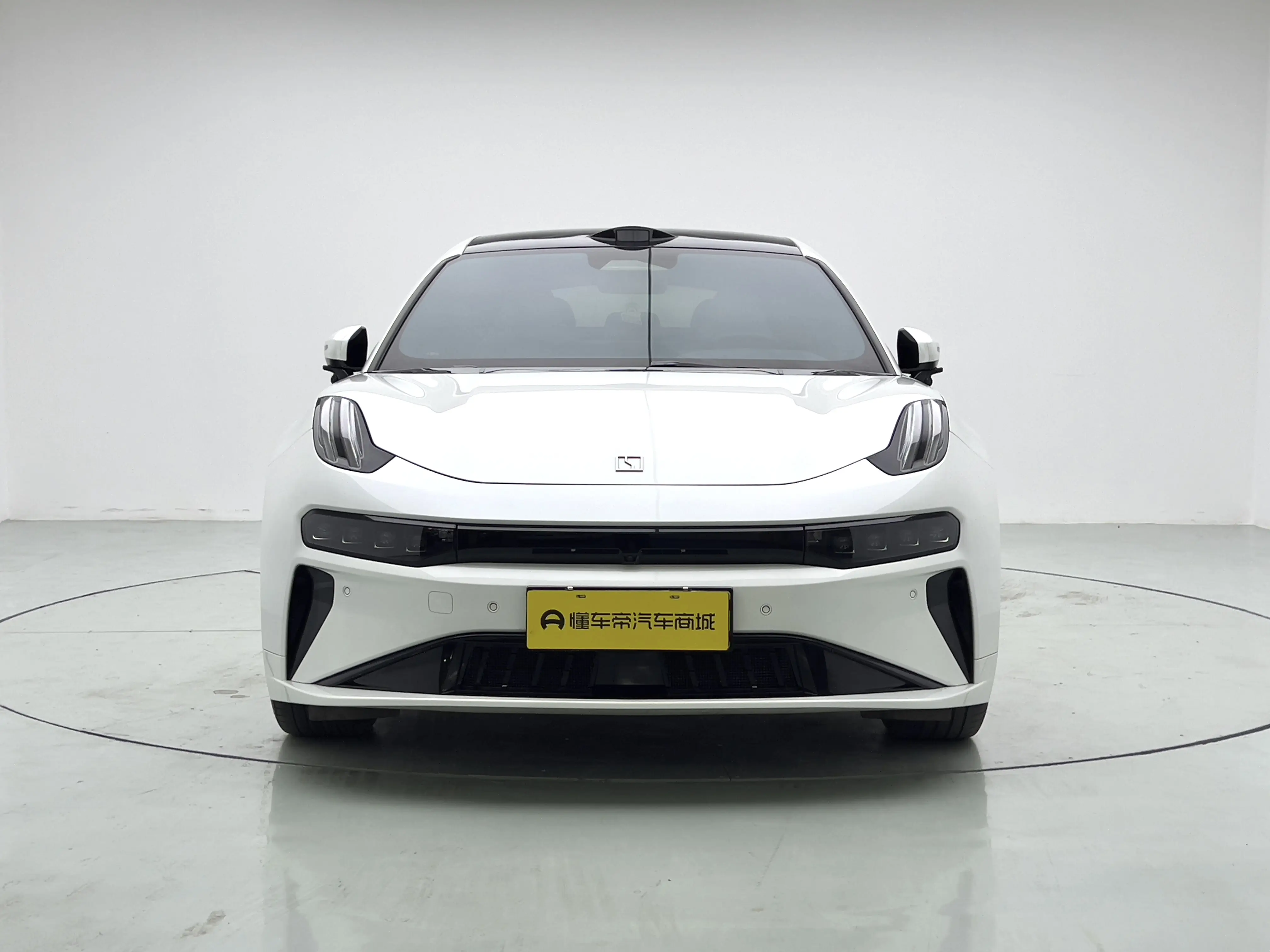 ZEEKR 001  из Китая