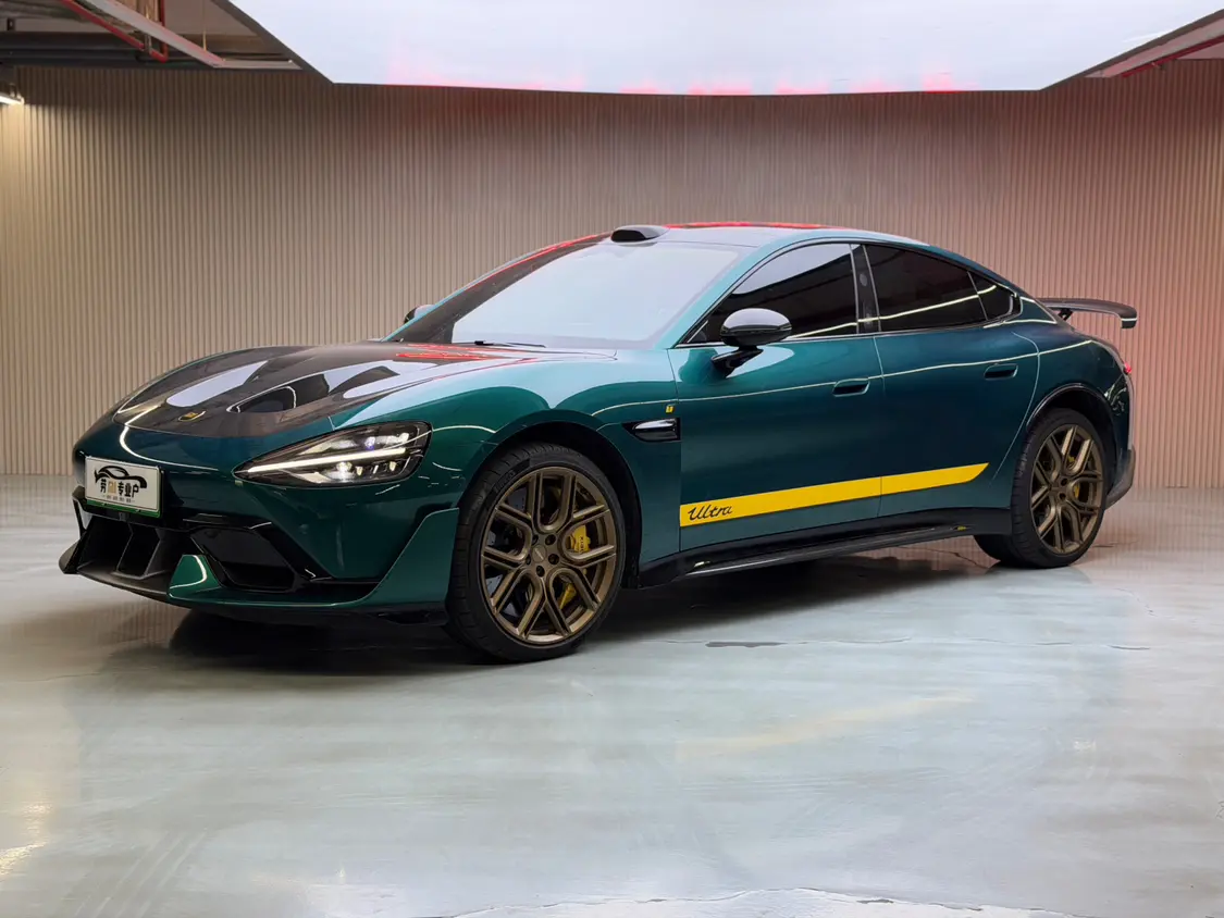 Xiaomi car Xiaomi SU7 Ultra  из Китая