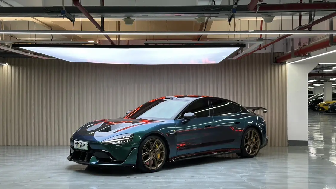 Xiaomi car Xiaomi SU7 Ultra  из Китая