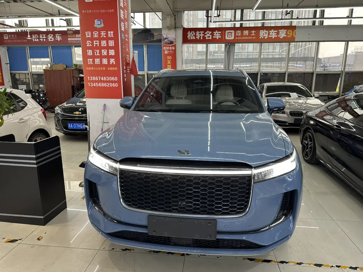 Li ONE (Ideal ONE)  из Китая