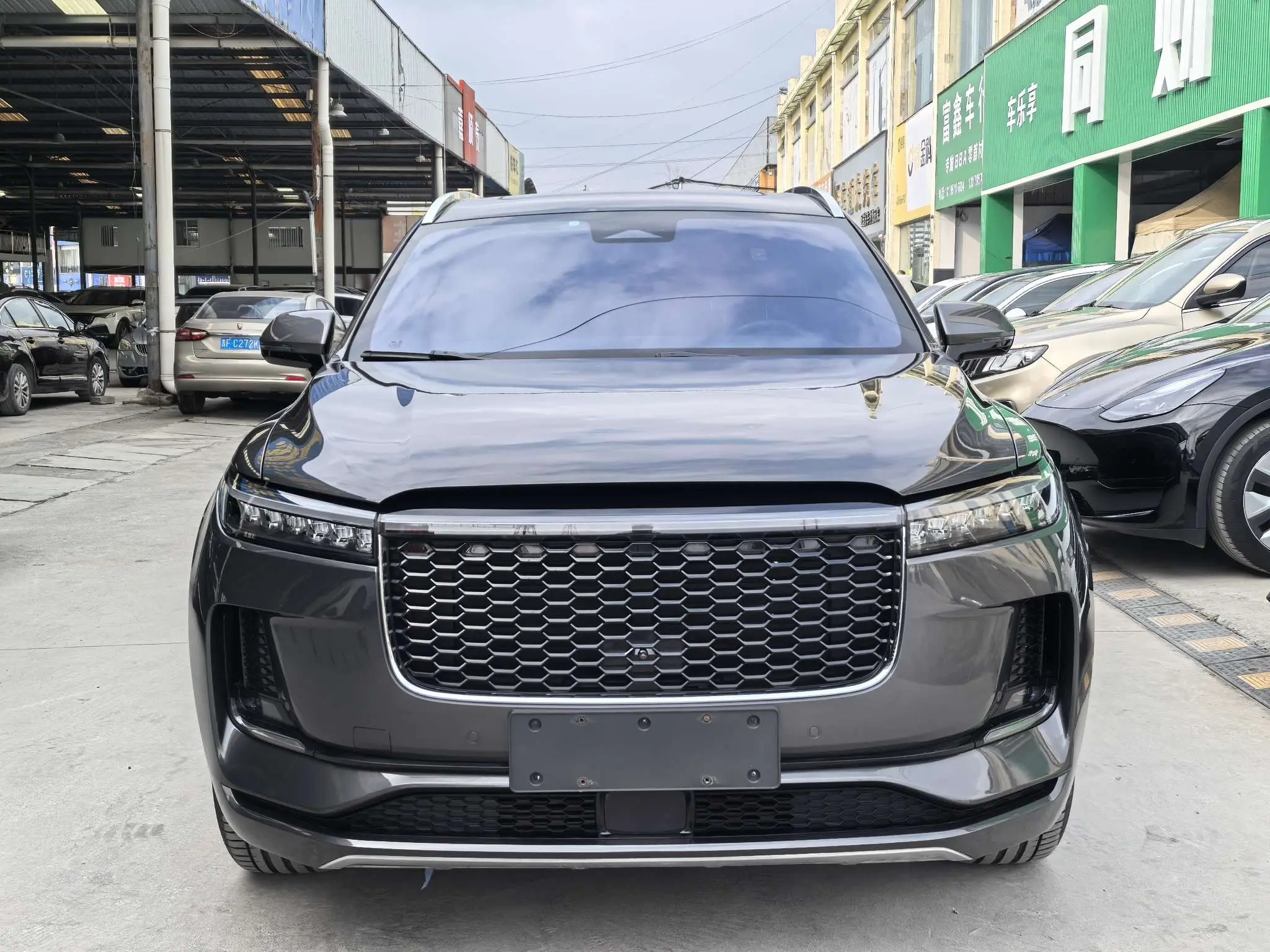 Li ONE (Ideal ONE)  из Китая