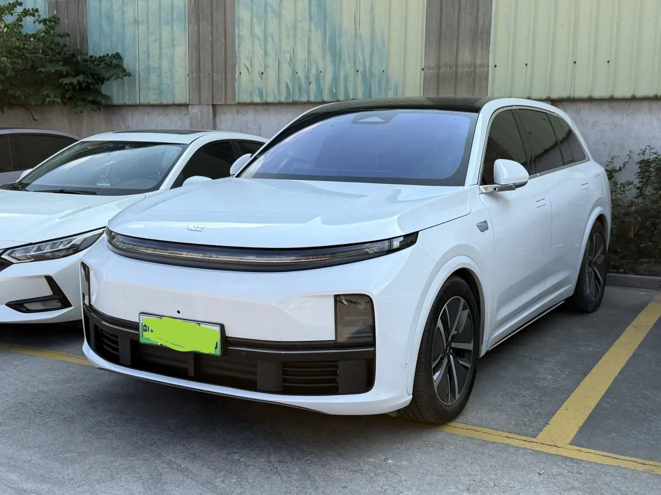 Li L7 (Ideal L7)  из Китая