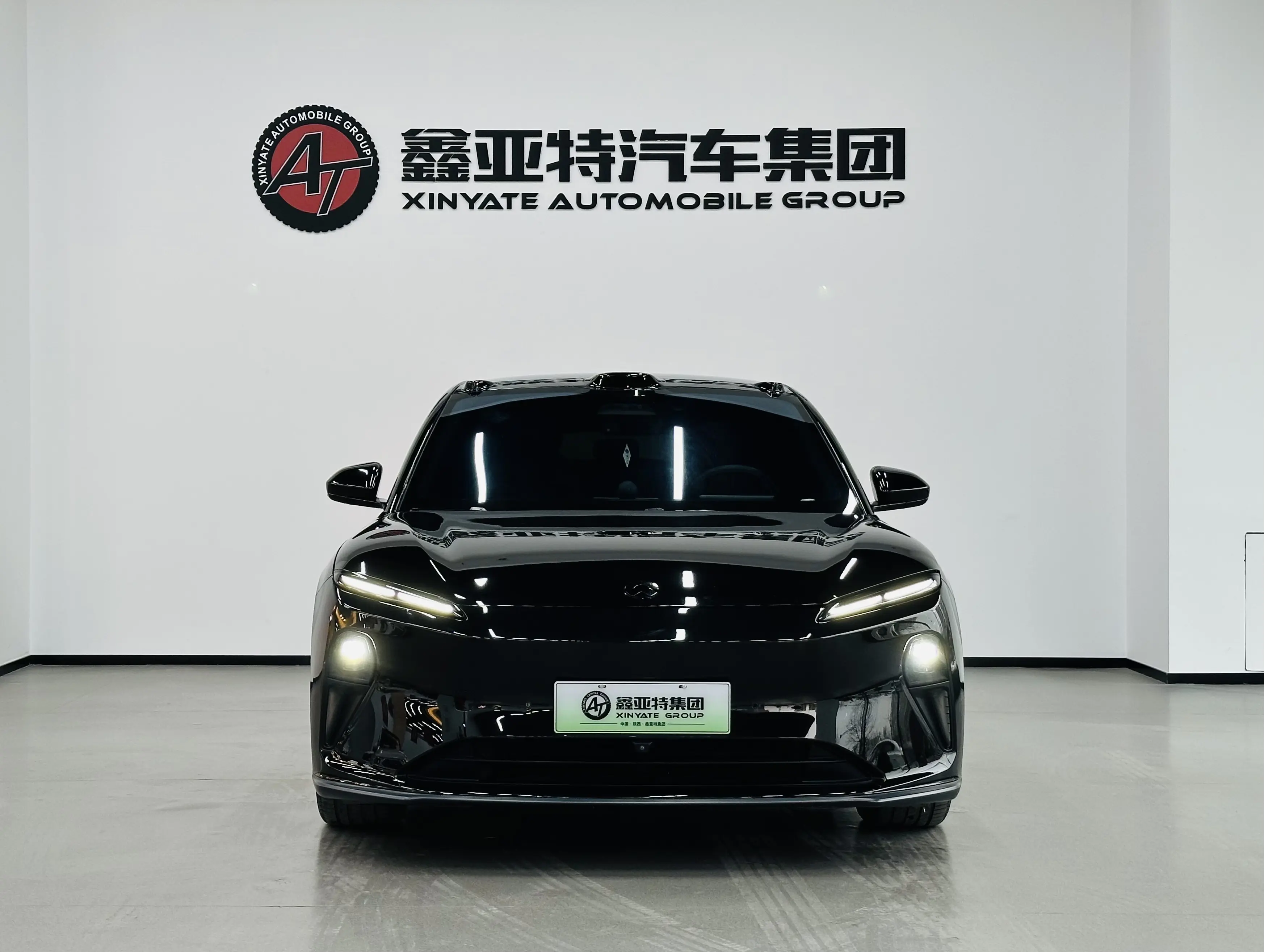 NIO ET5T  из Китая