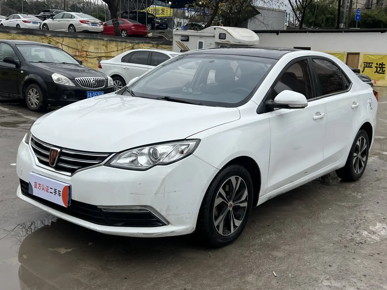 Roewe 360  из Китая