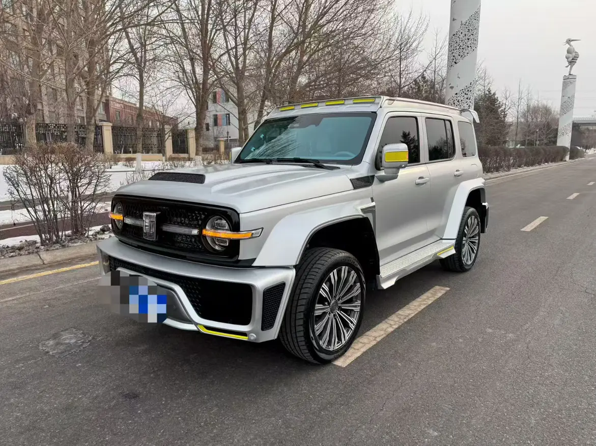 Tank Cyber  300  из Китая