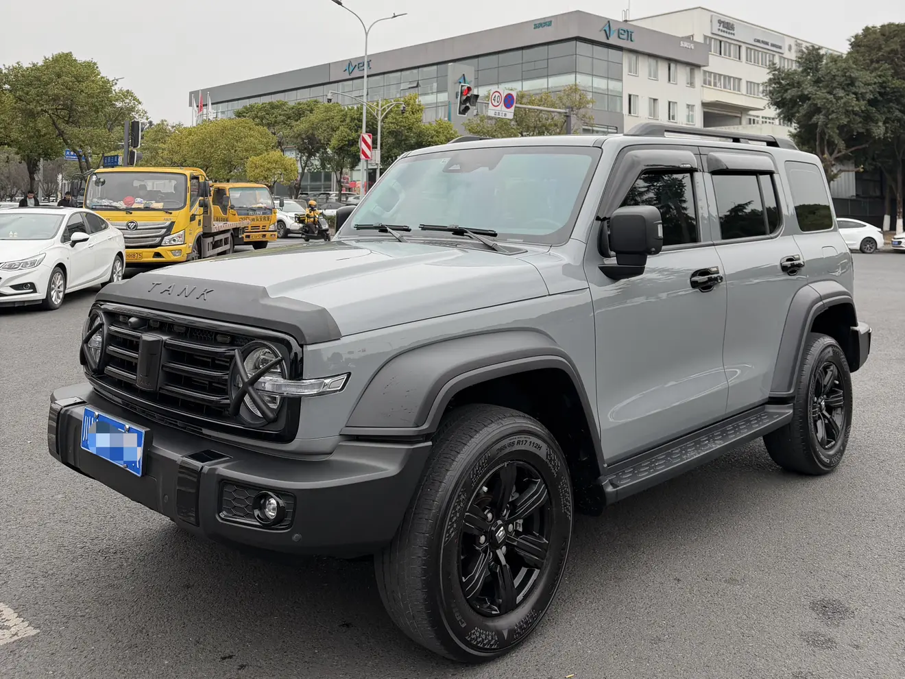 Tank 300  из Китая