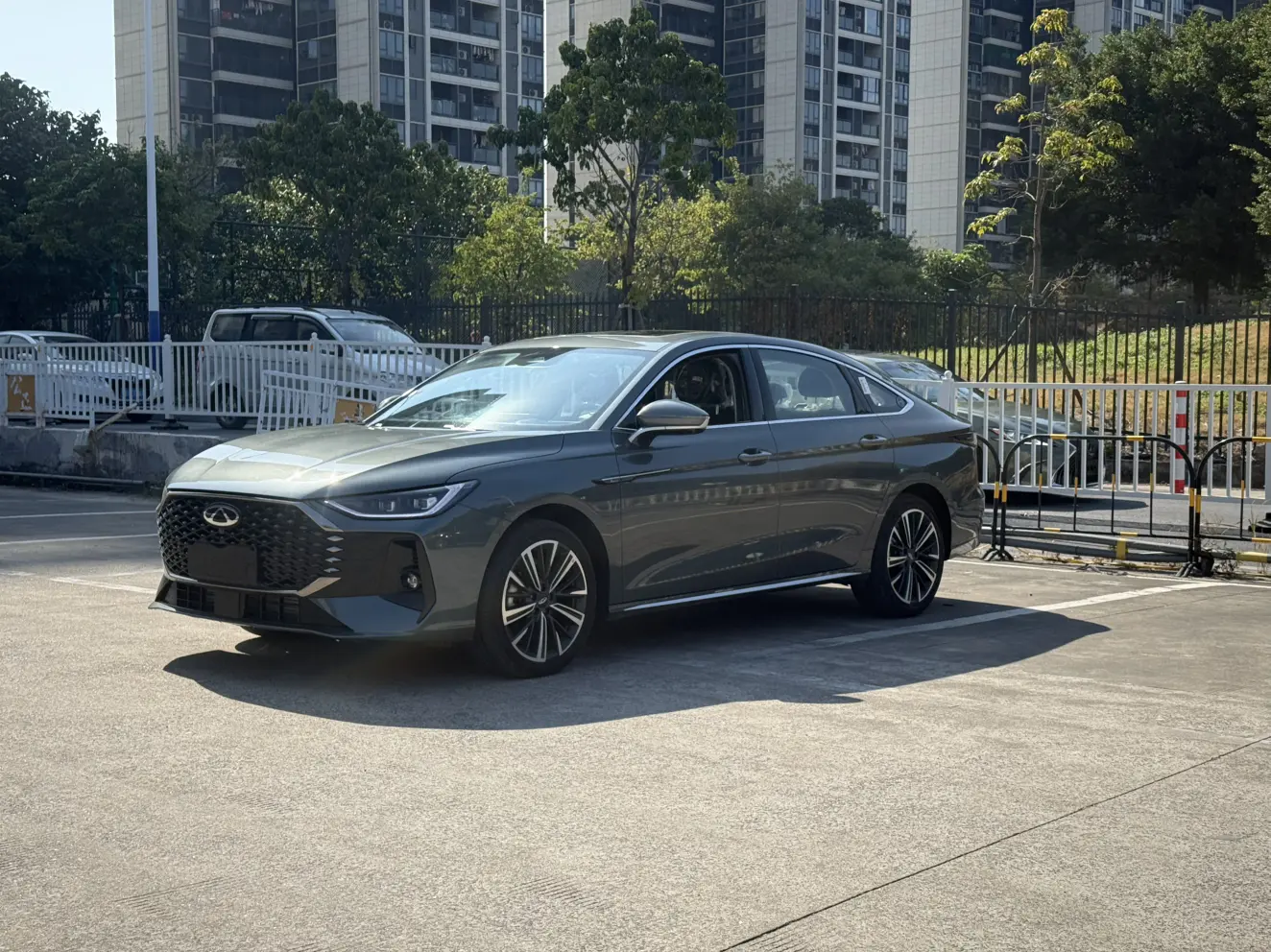 Chery Arrizo 8 PRO  из Китая