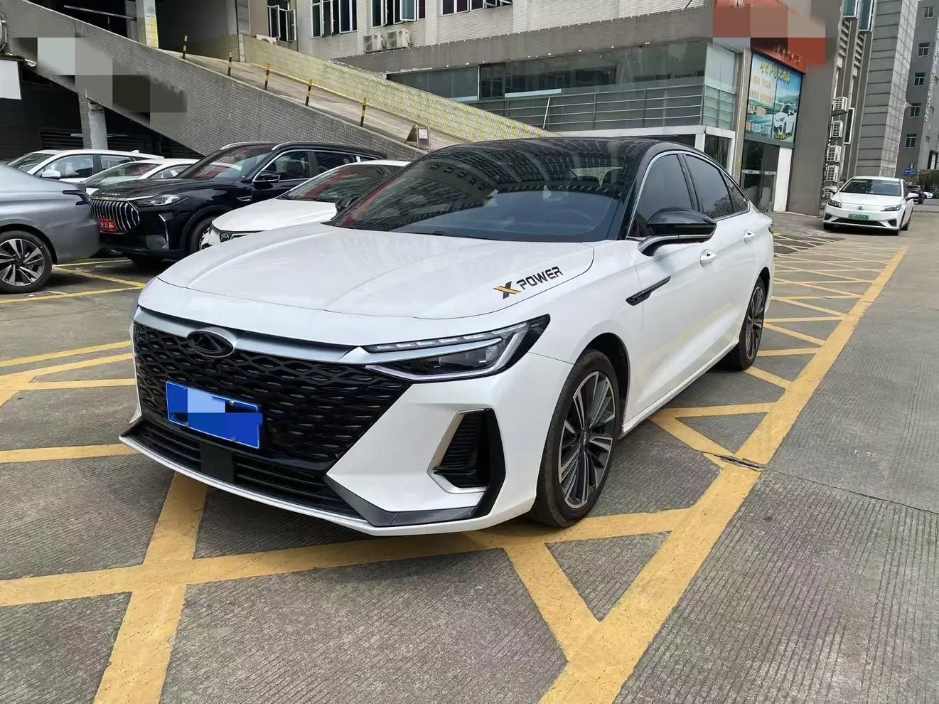 Chery Arrizo 8  из Китая