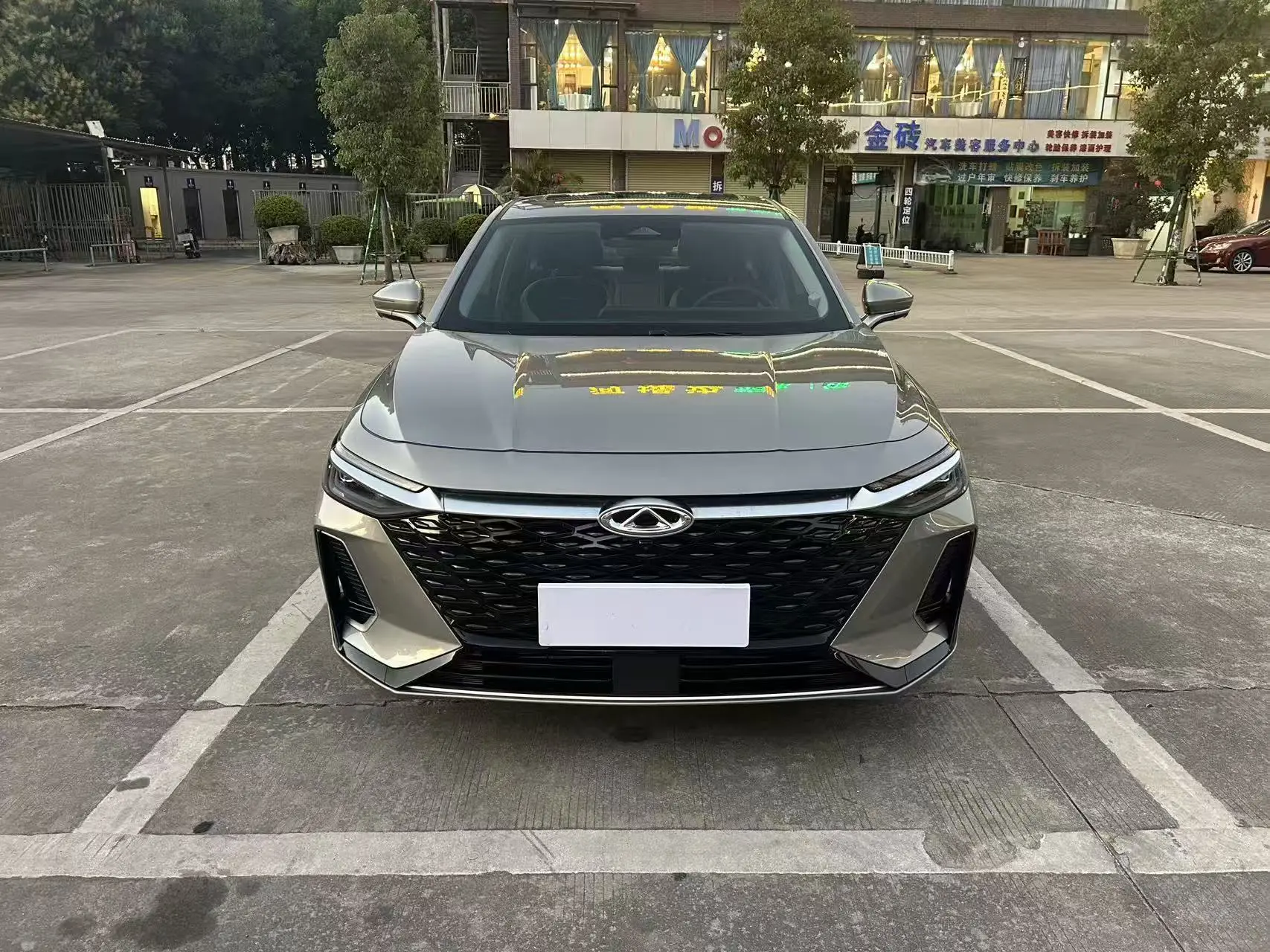 Chery Arrizo 8  из Китая