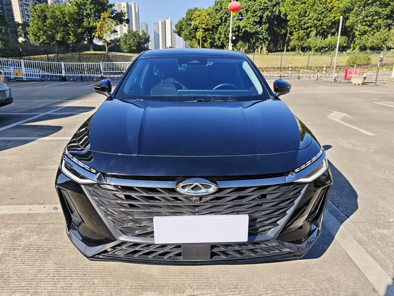 Chery Arrizo 8  из Китая