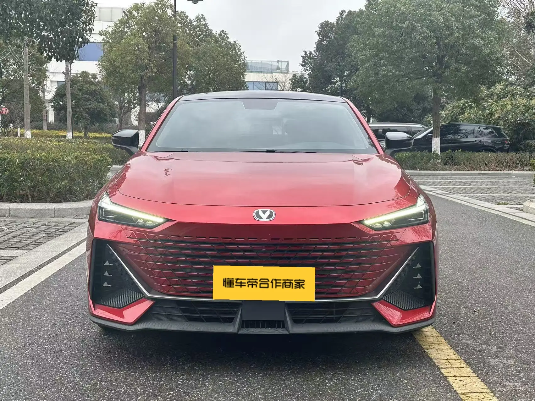 Changan UNI-V  из Китая