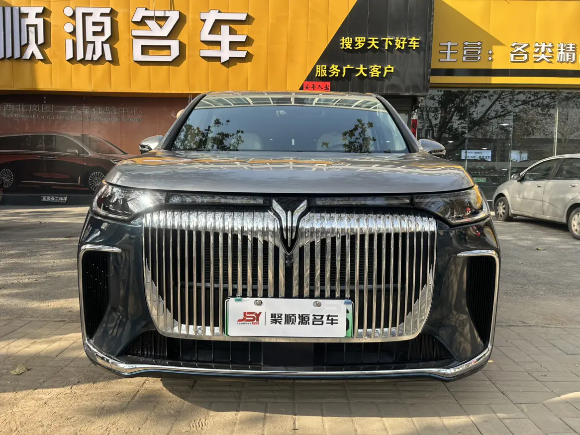 Voyah Lantu Dreamer PHEV  из Китая