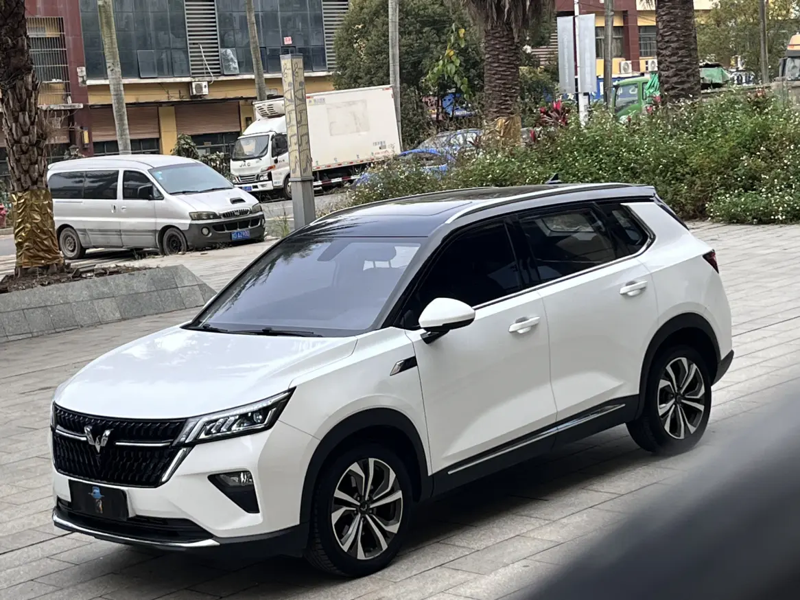 Wuling Star  из Китая