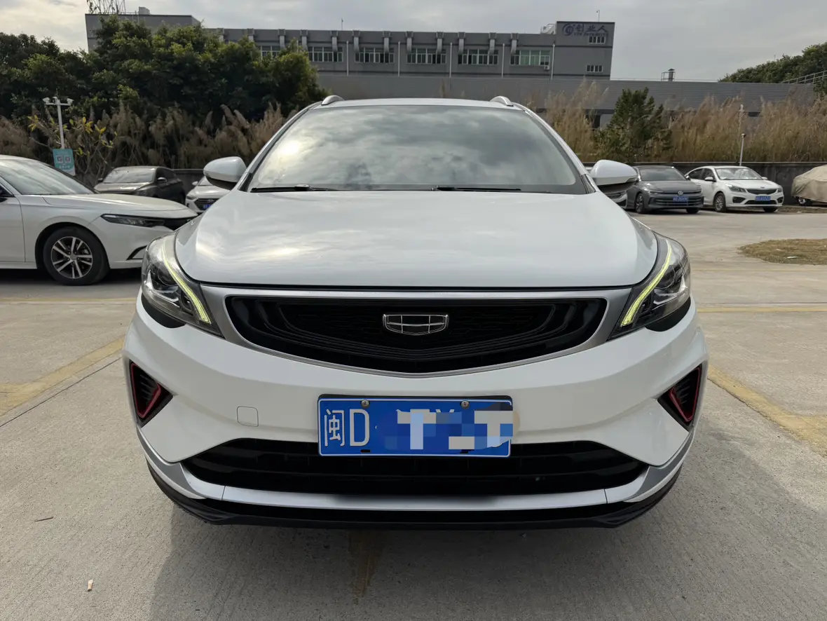 Geely Emgrand GS  из Китая
