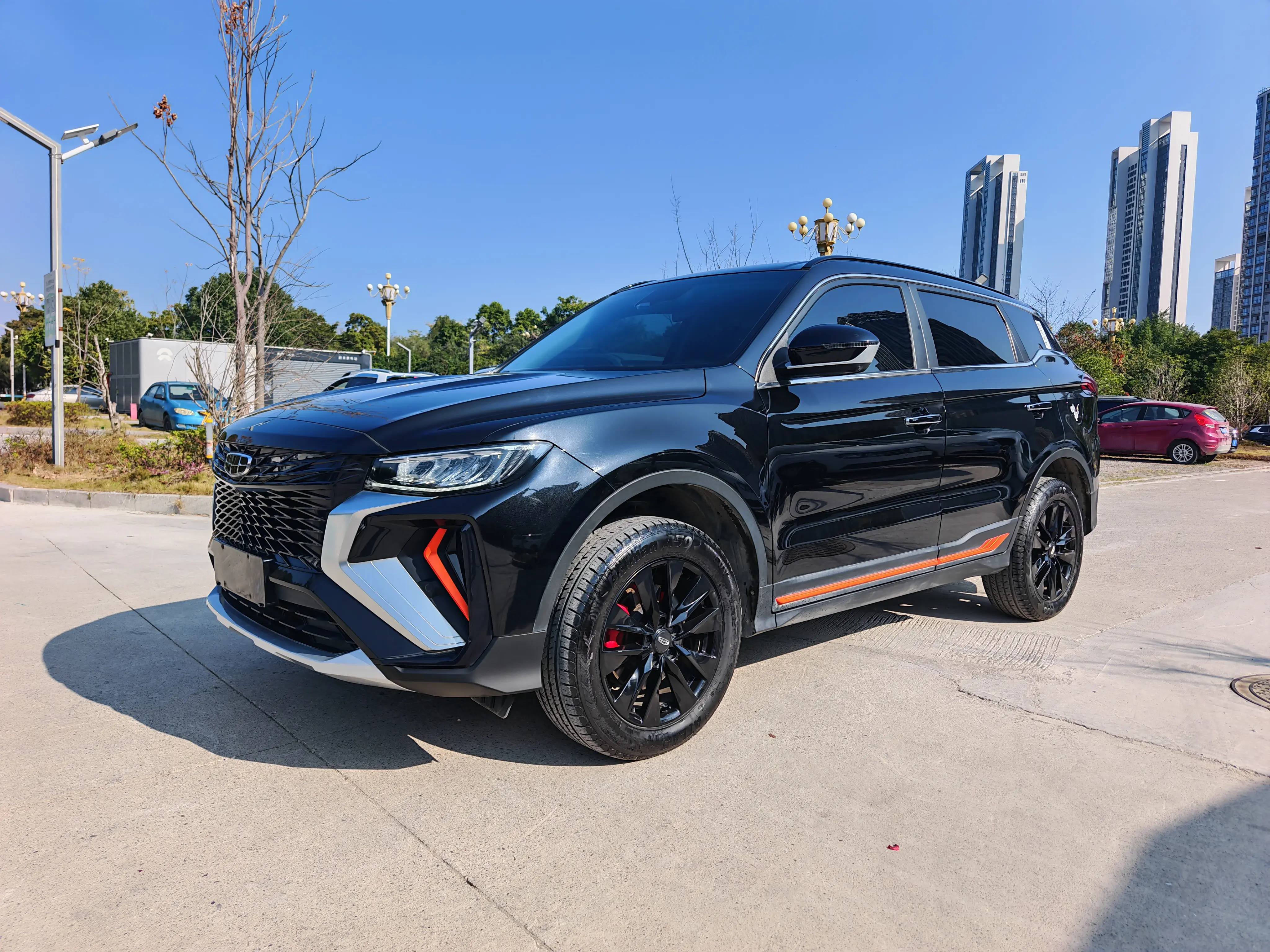 Geely Atlas (Boyue)  из Китая