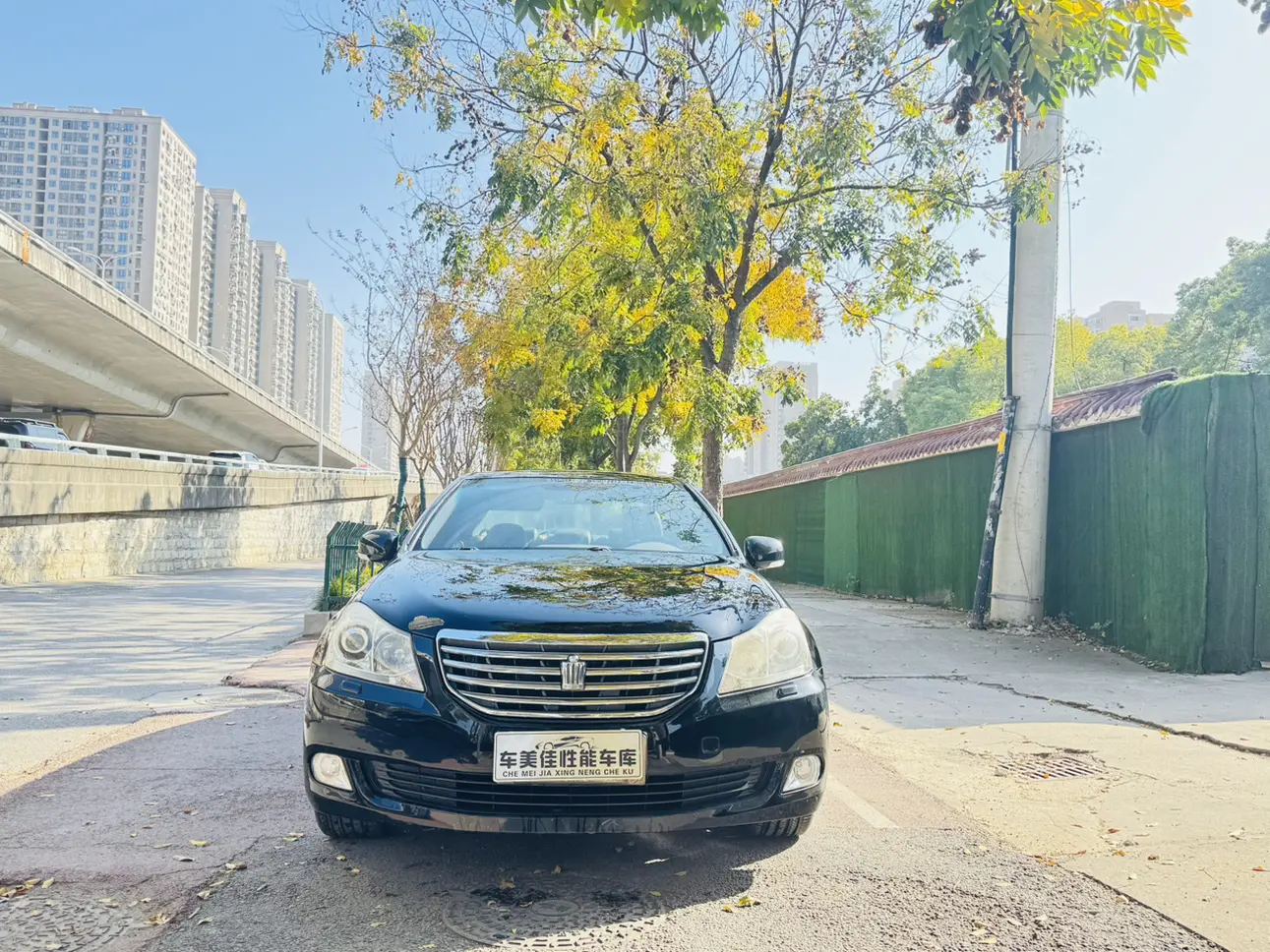 Toyota Crown  из Китая