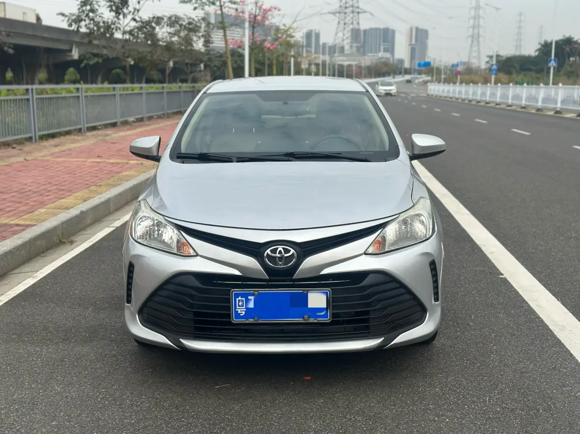 Toyota Vios  из Китая