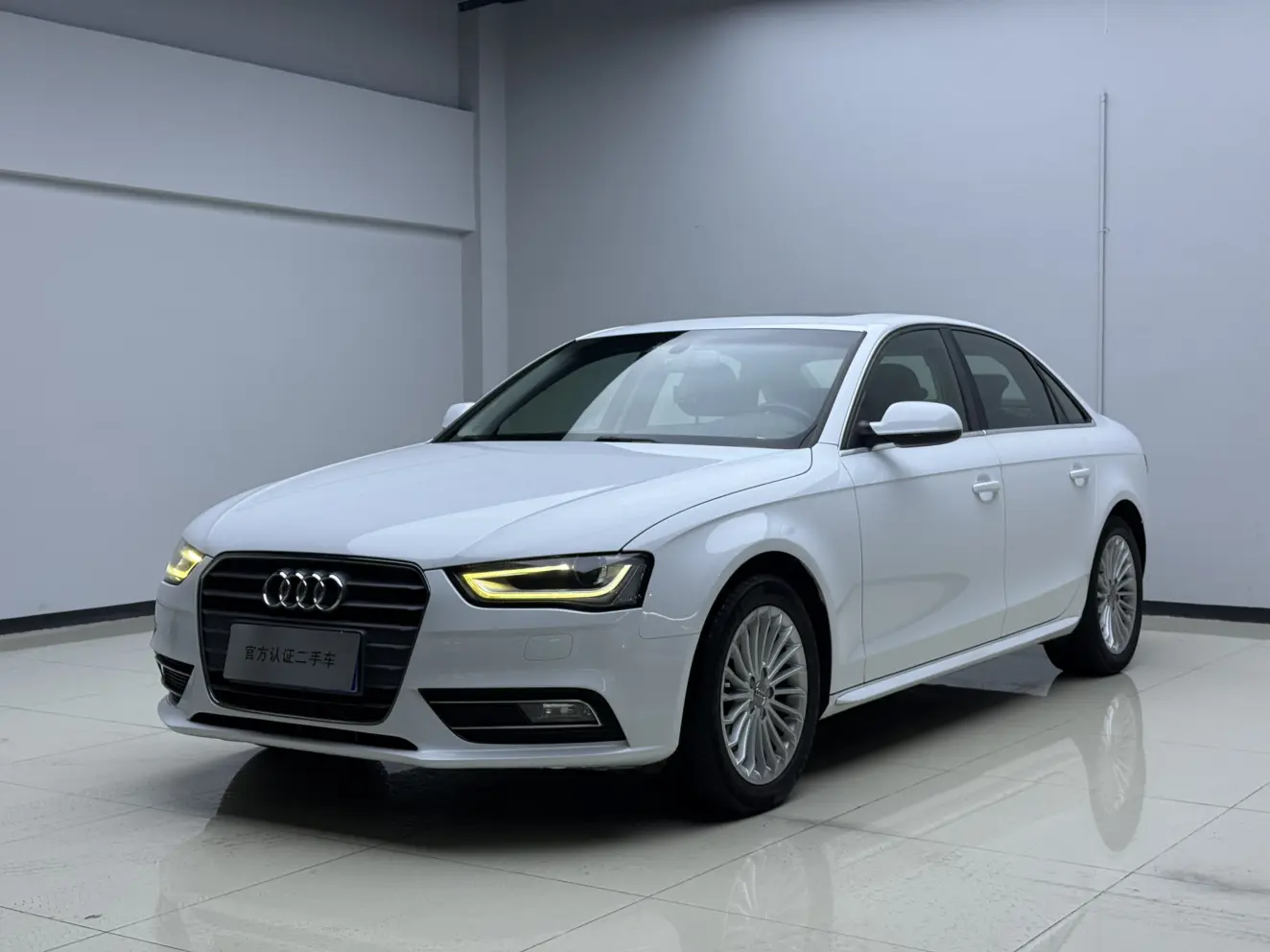 Audi A4L  из Китая