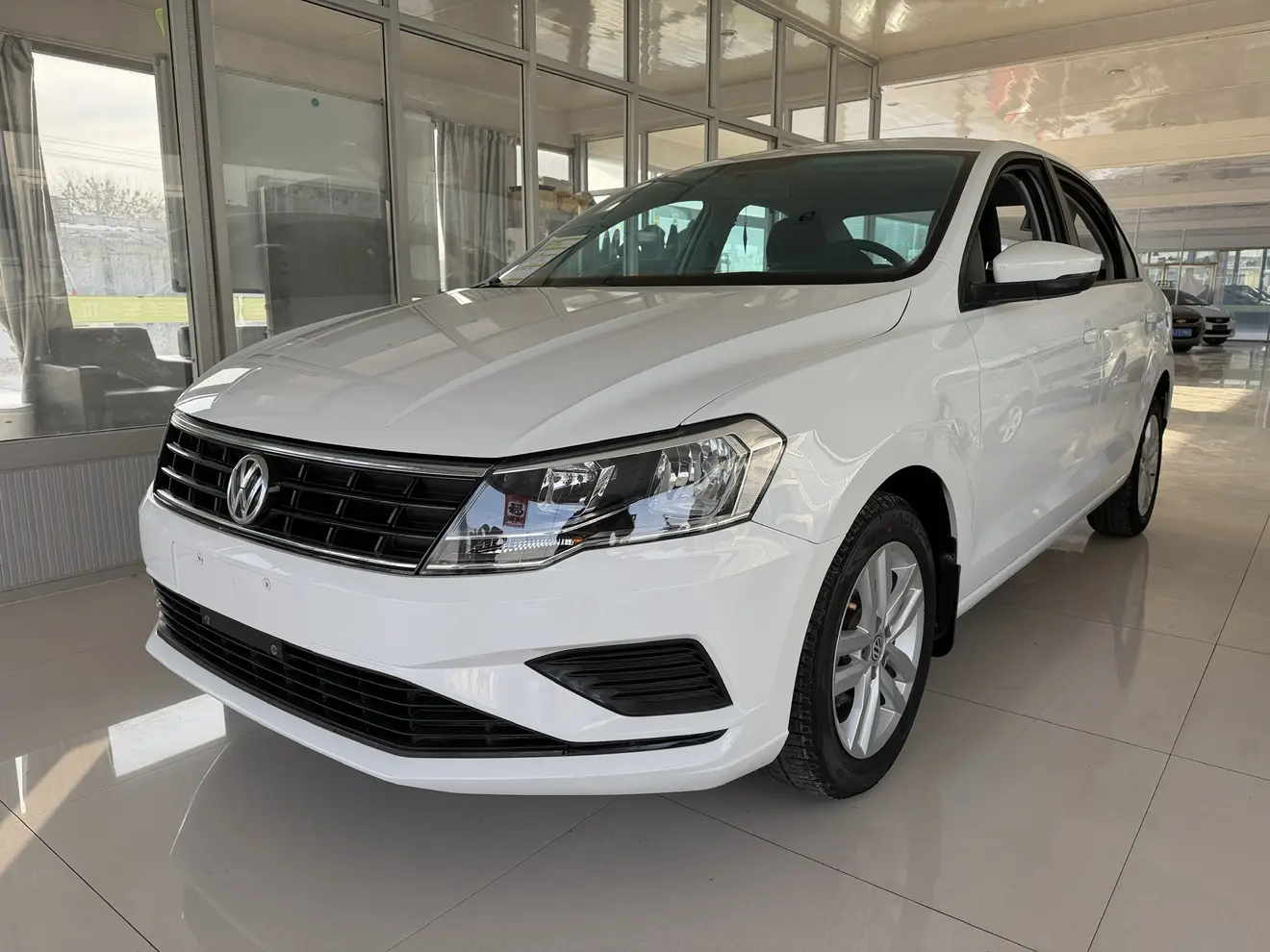 Volkswagen Jetta  из Китая