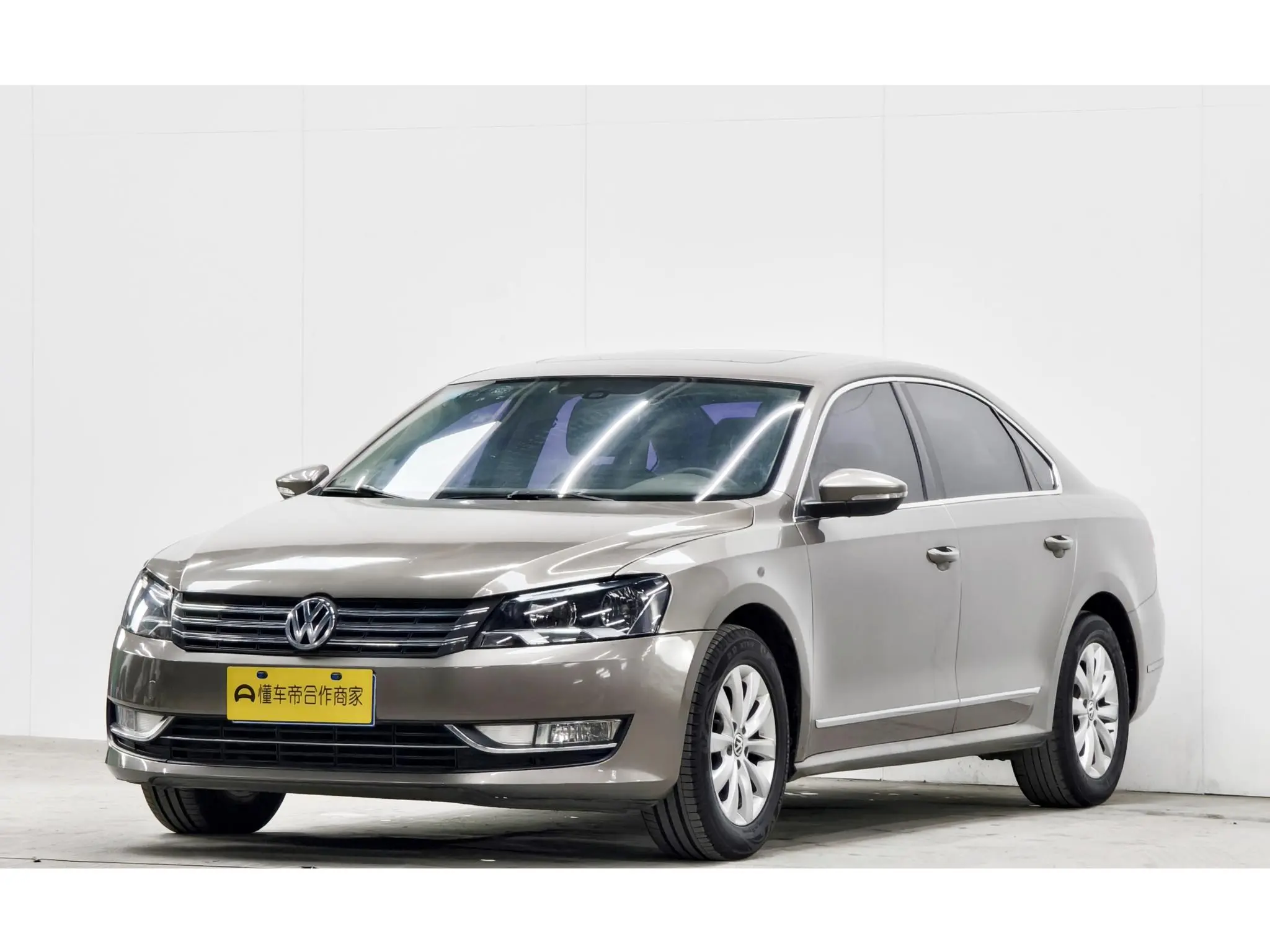 Volkswagen Passat  из Китая