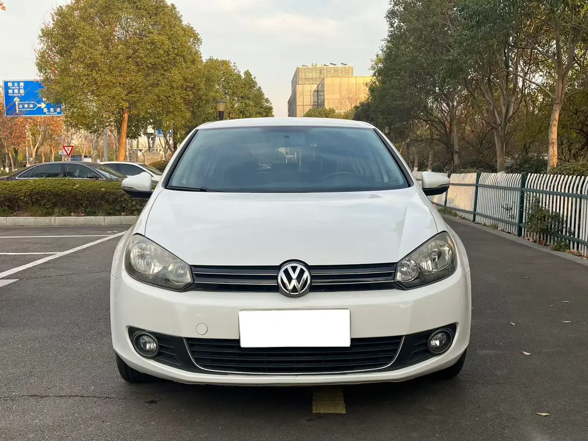 Volkswagen Golf  из Китая