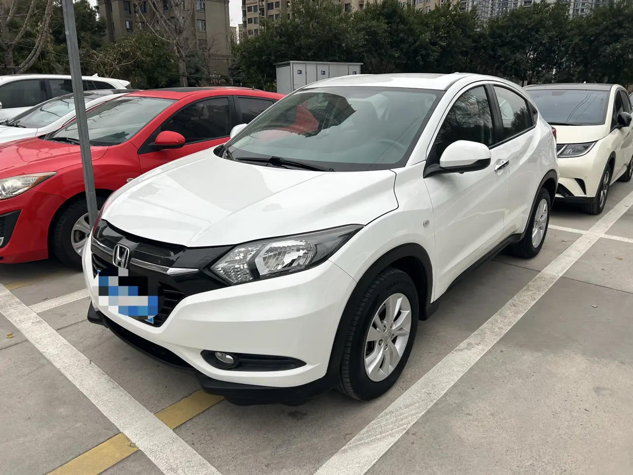 Honda Vezel (Binzhi)  из Китая