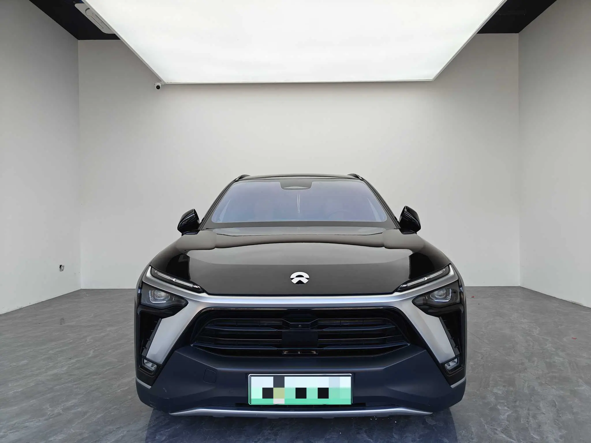 NIO ES8  из Китая