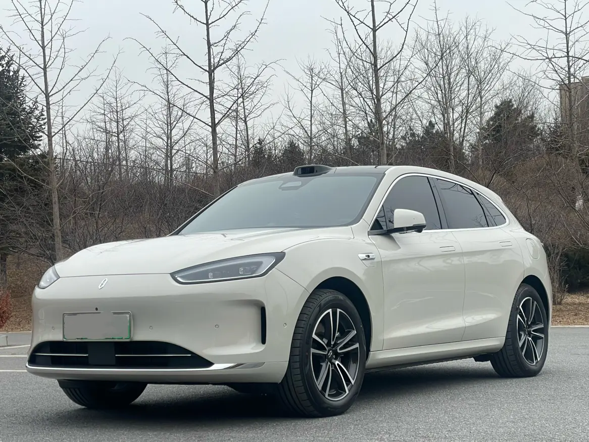 AITO M5 (Wenjie M5)  из Китая