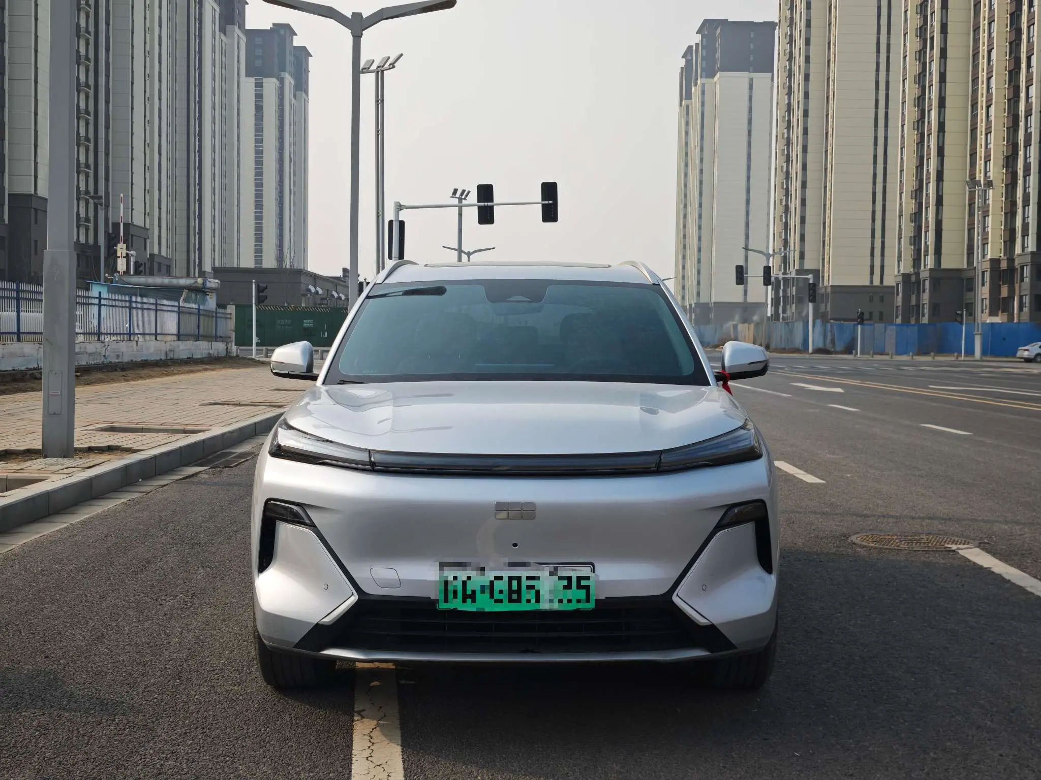 Geely Galaxy Starship 7 EM-i  из Китая