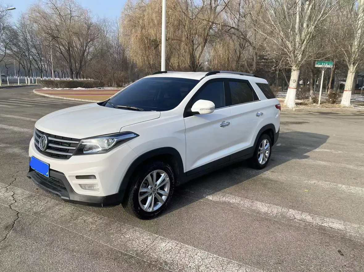Dongfeng Scenery S560  из Китая