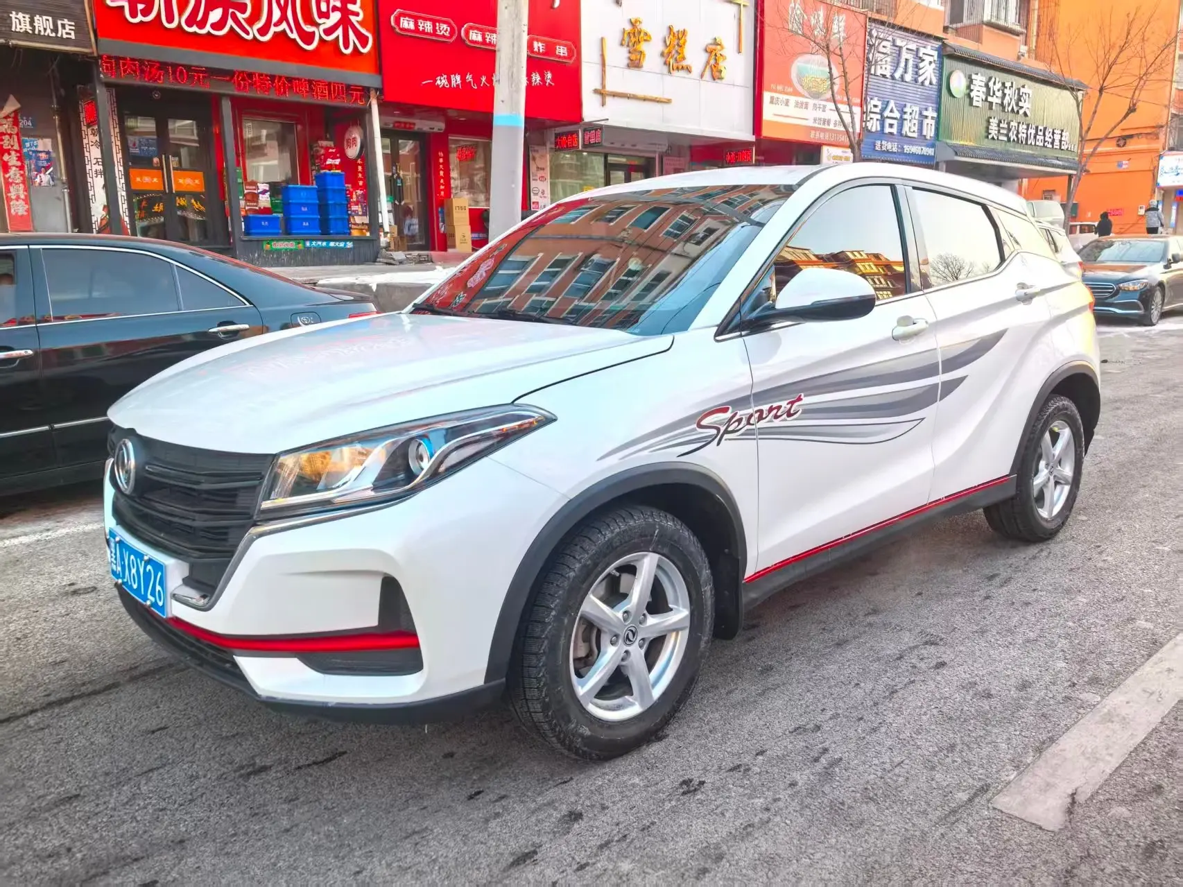 Dongfeng Fengon 500  из Китая