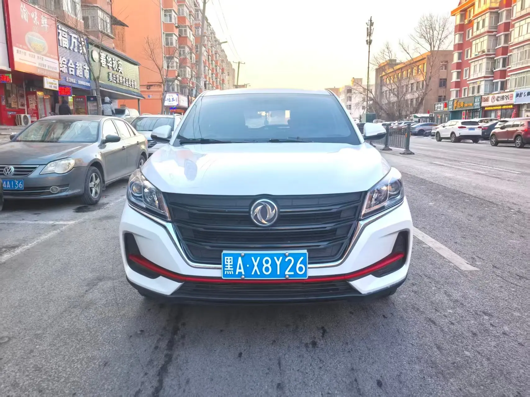 Dongfeng Fengon 500  из Китая