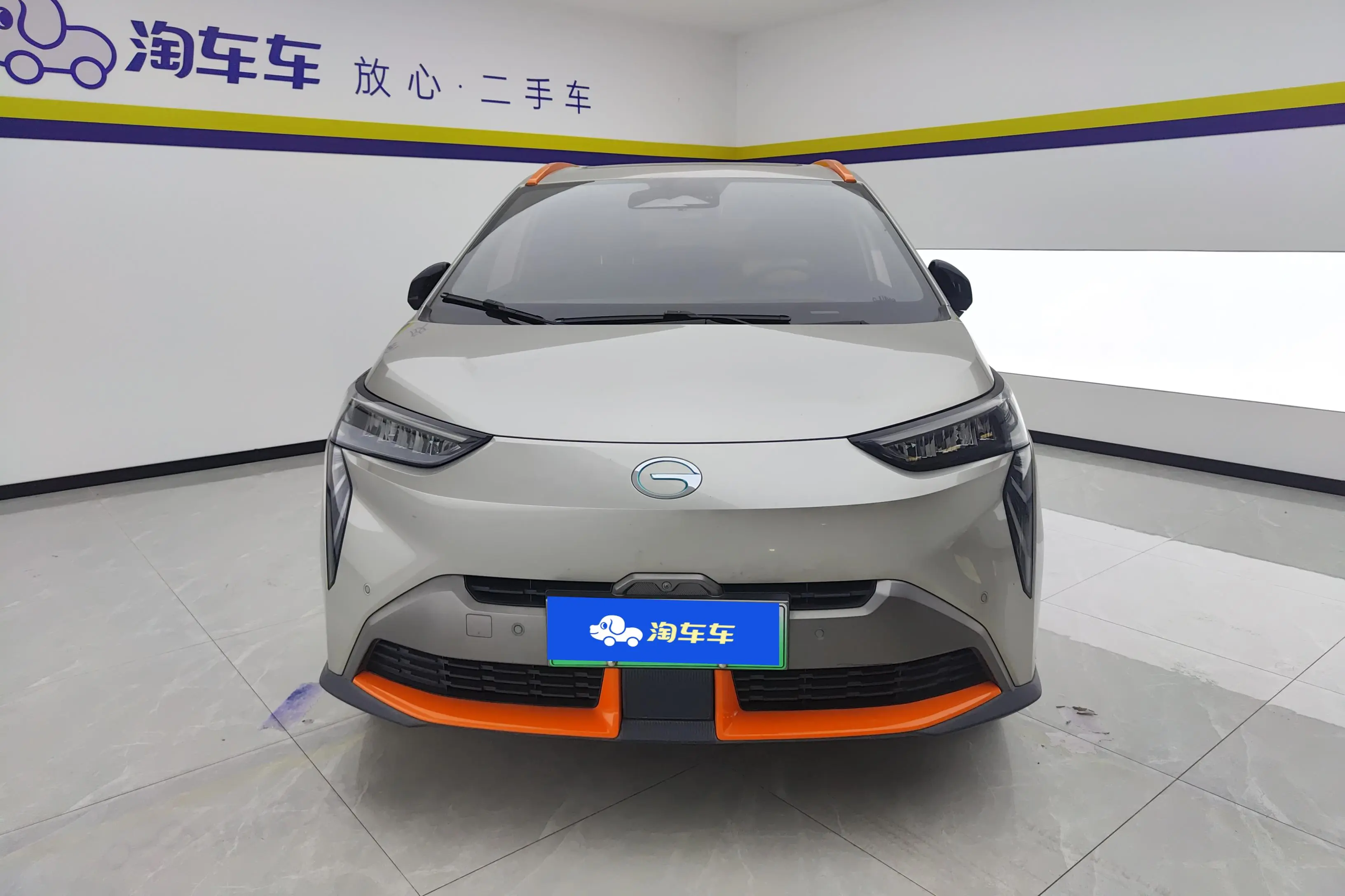 AION Y  из Китая