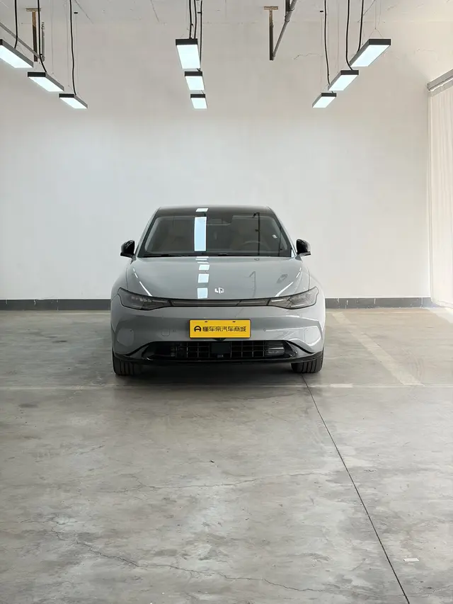 Leapmotor Zero running C01  из Китая