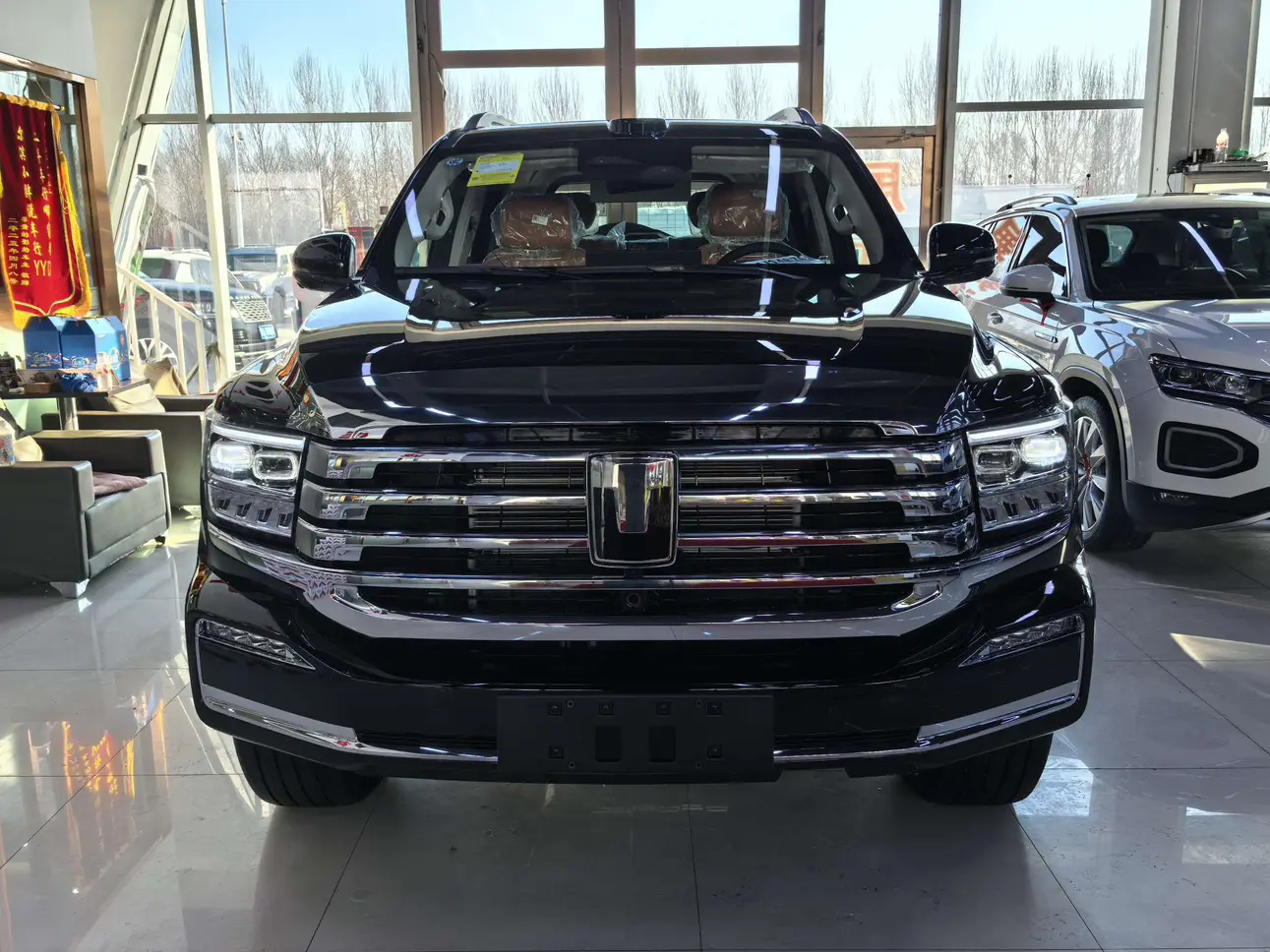 Tank 500 Hi4-T  из Китая