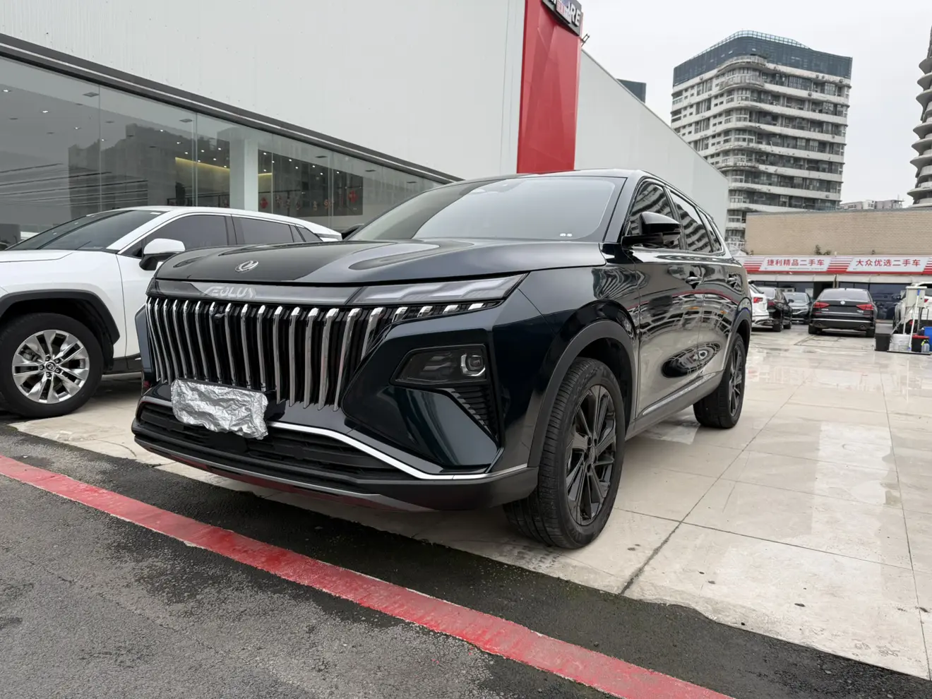 Dongfeng Haoji  из Китая