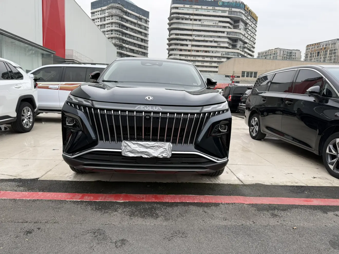 Dongfeng Haoji  из Китая