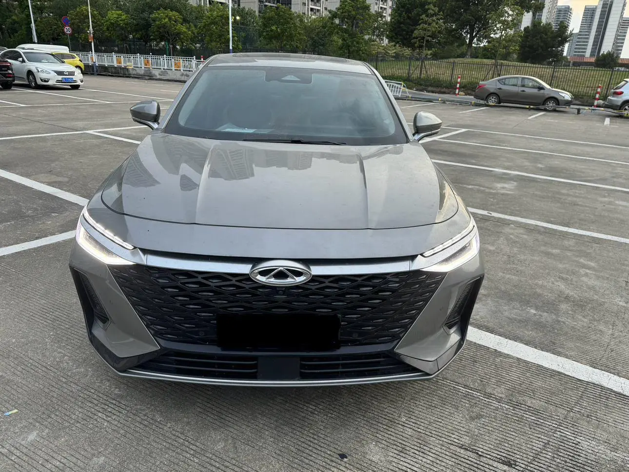 Chery Arrizo 8  из Китая