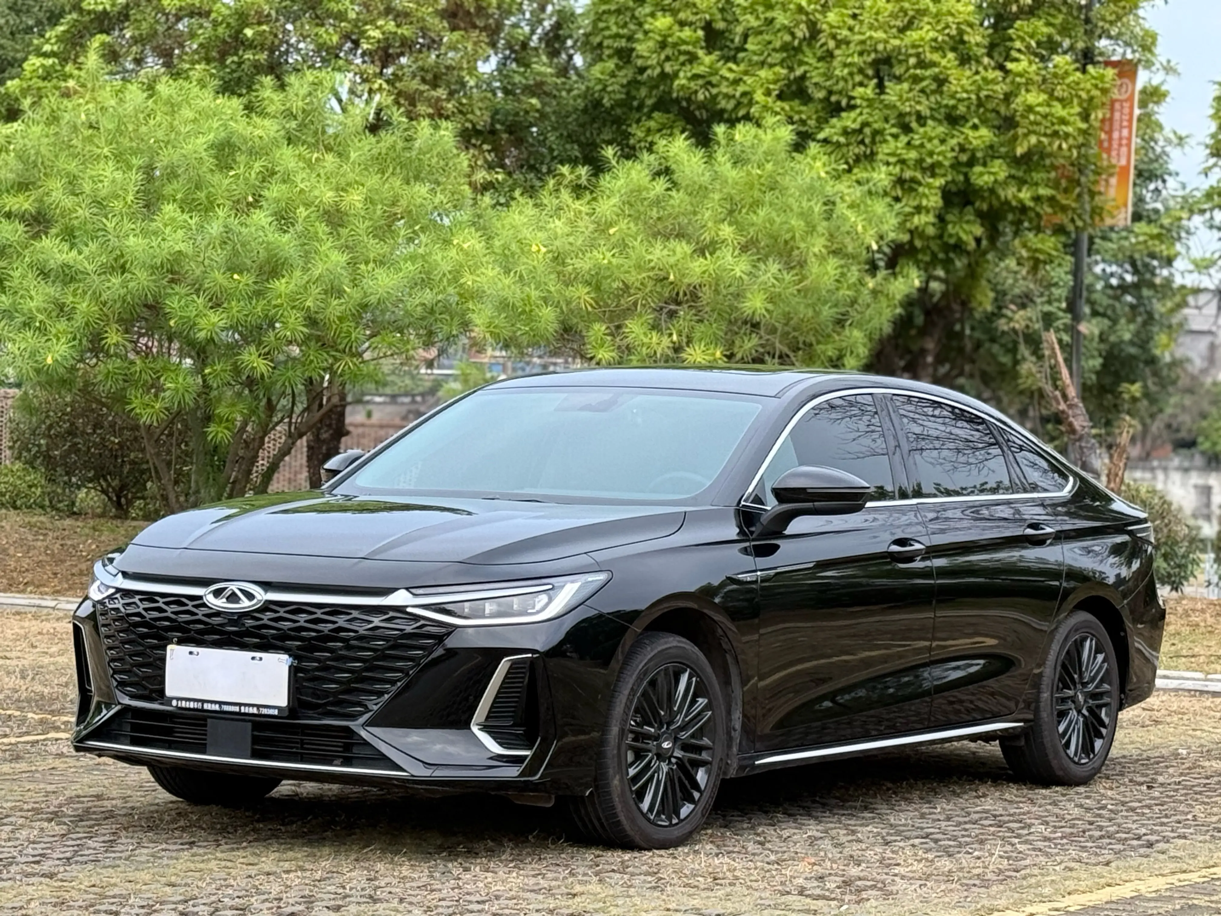 Chery Arrizo 8  из Китая