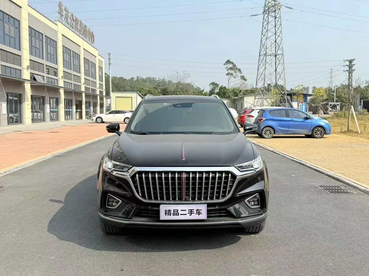 Hongqi HS5  из Китая