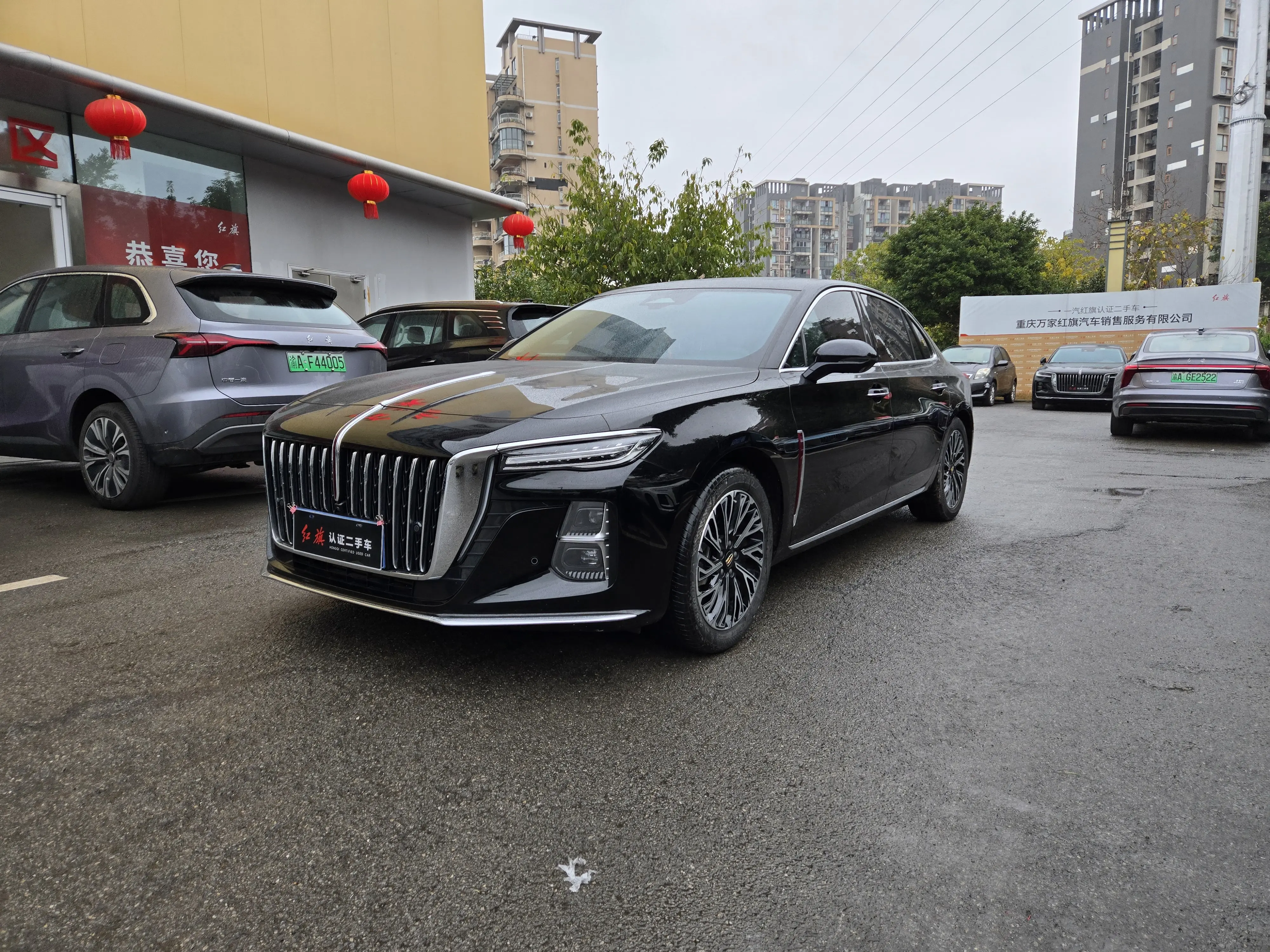 Hongqi H5  из Китая