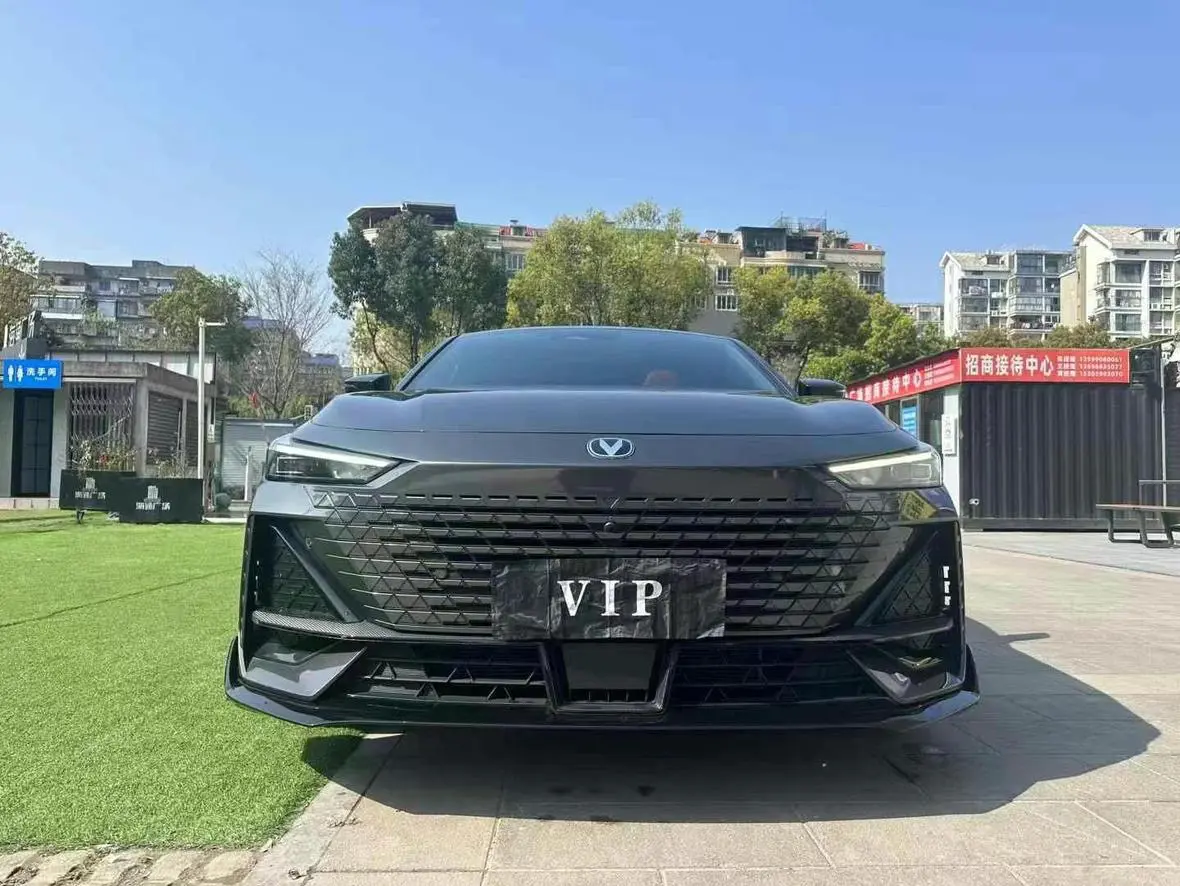 Changan UNI-V  из Китая