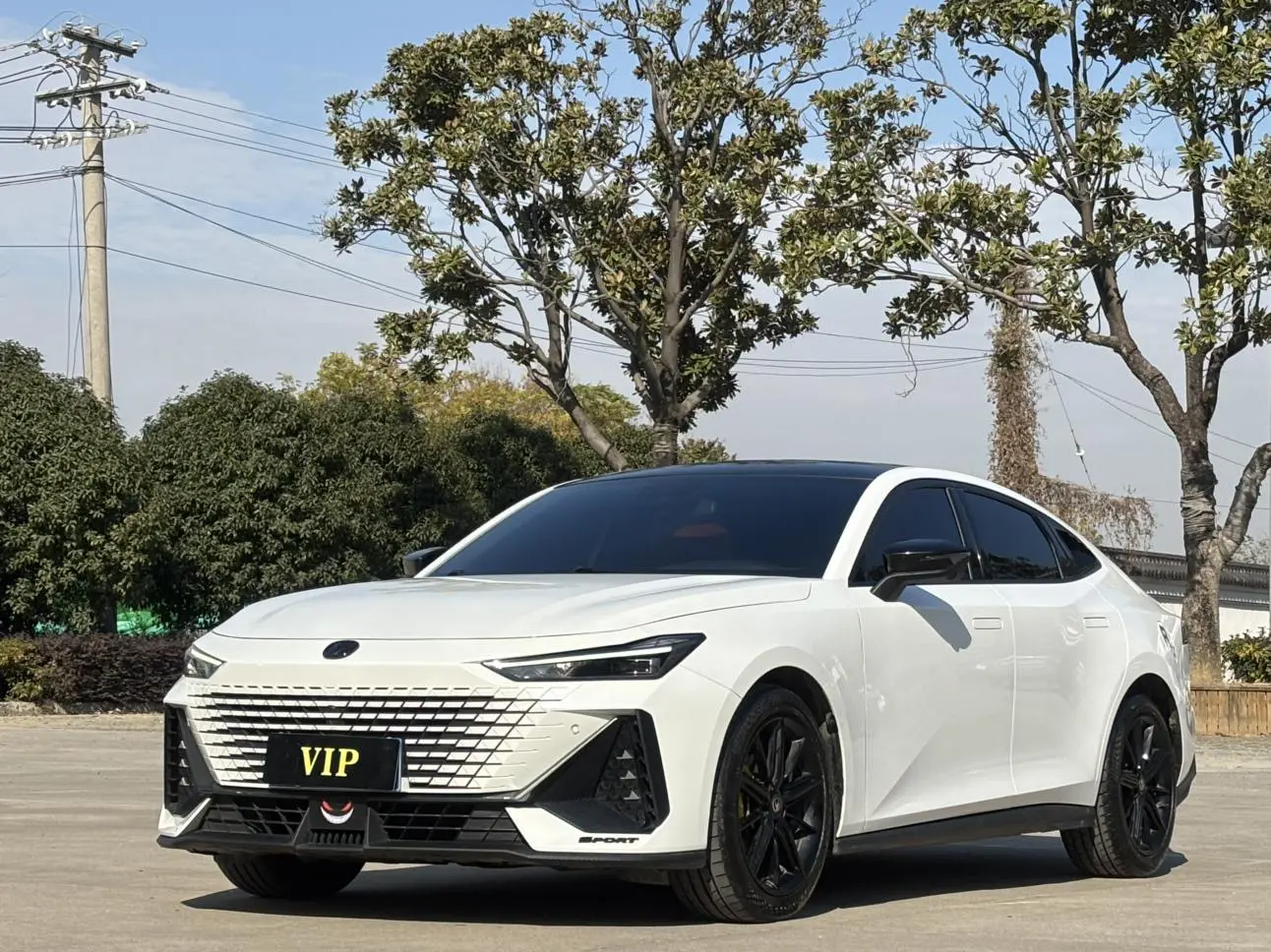 Changan UNI-V  из Китая