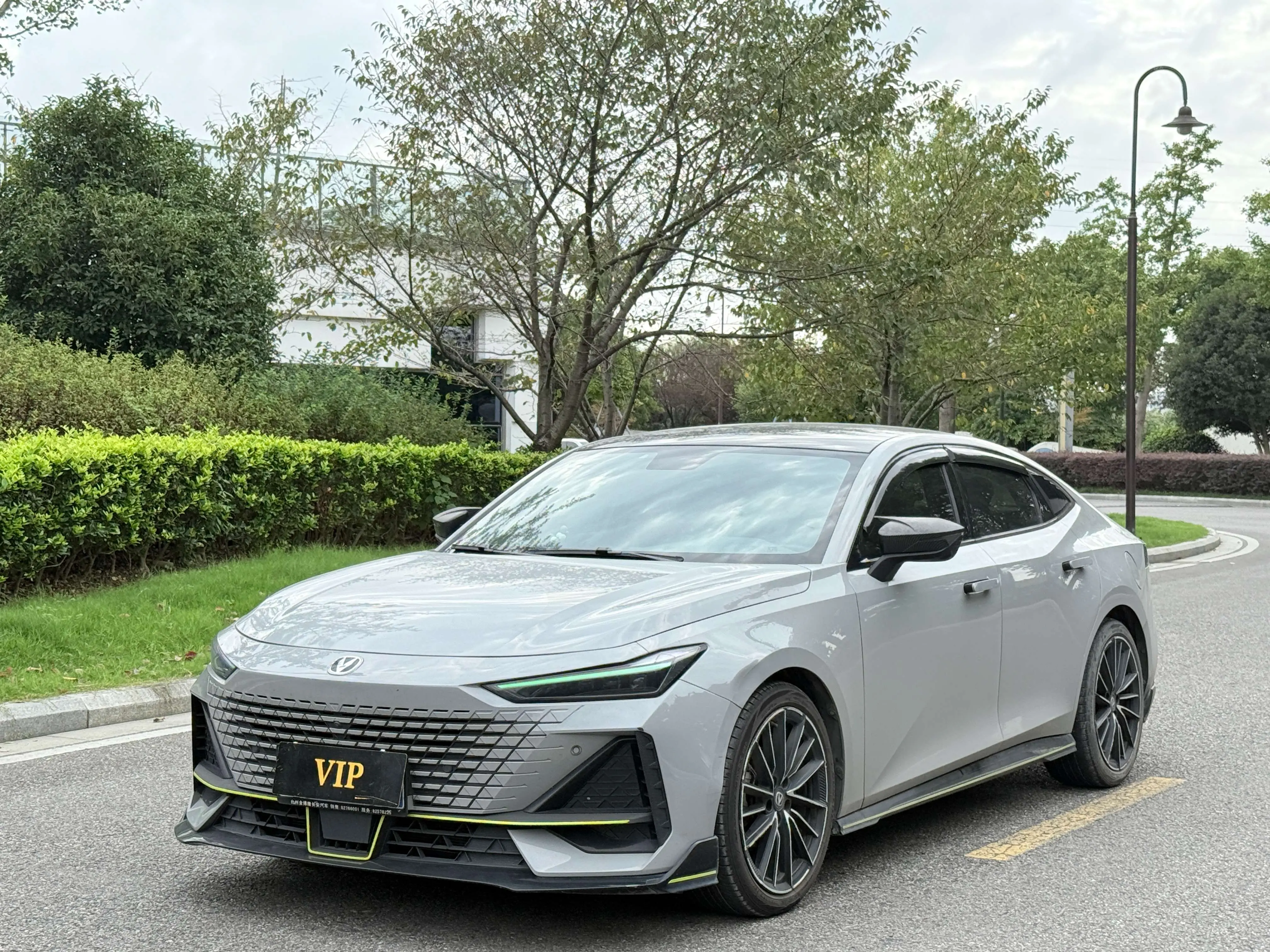 Changan UNI-V  из Китая