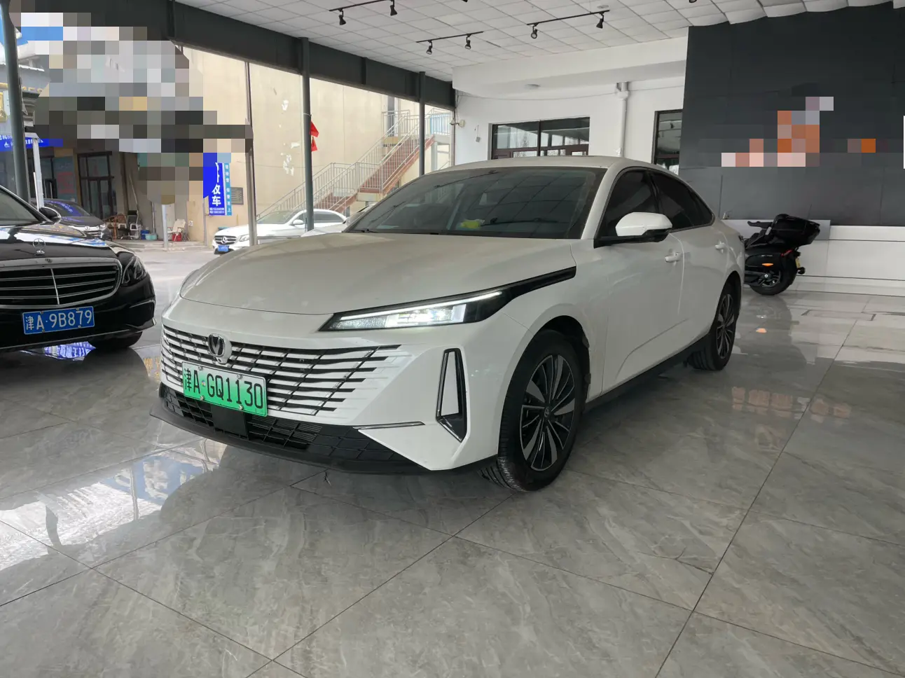 Changan Eado PHEV  из Китая