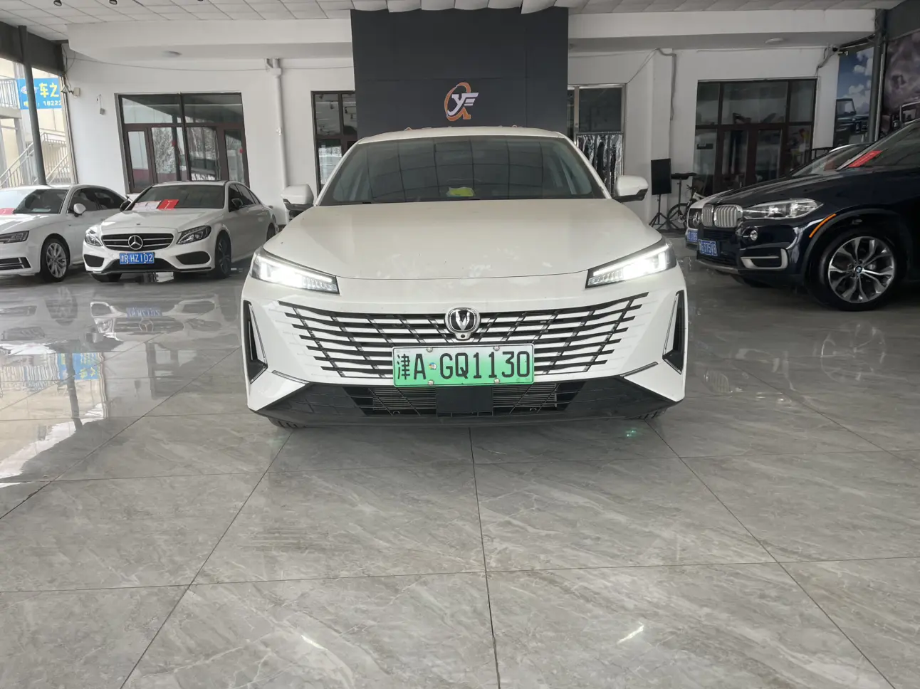 Changan Eado PHEV  из Китая